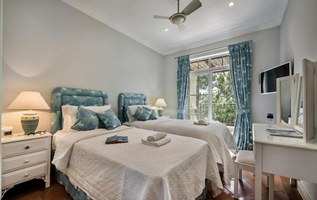 Beautiful 2-Bed Apartment Golf Pool Beach 파로 외부 사진