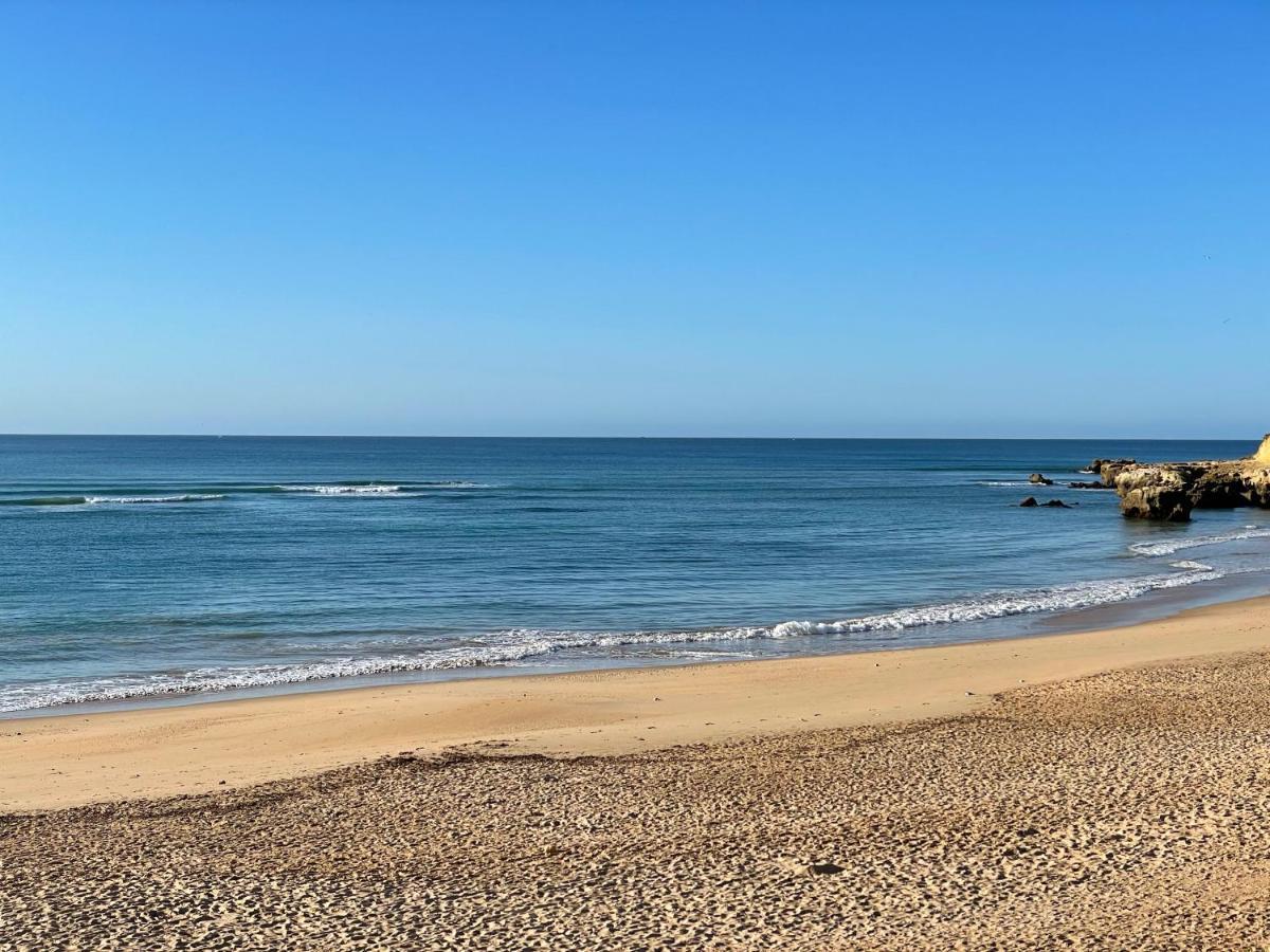 Beautiful 2-Bed Apartment Golf Pool Beach 파로 외부 사진